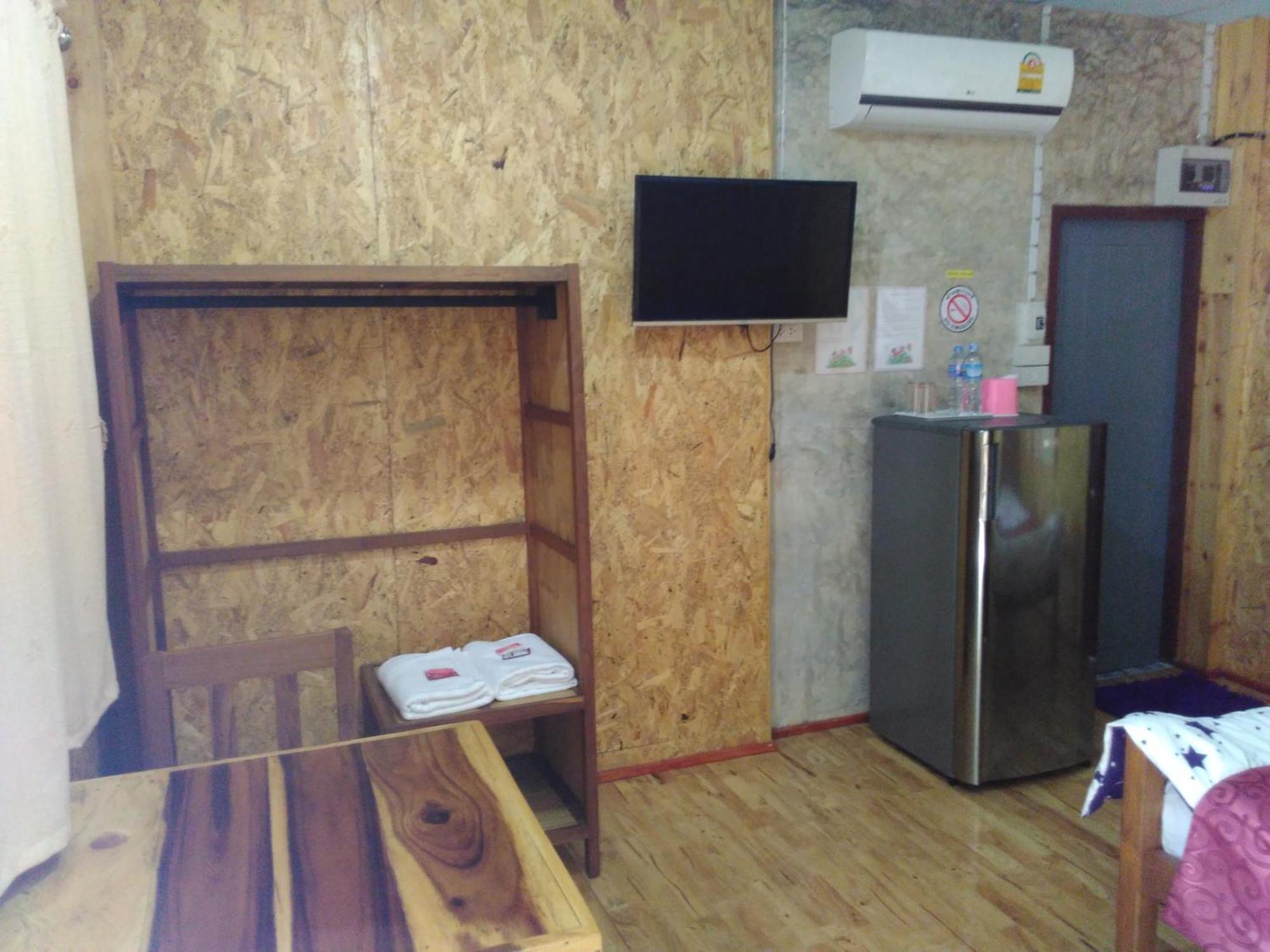 Ban Suan Sukjai Mae Sariang Hotel ห้อง รูปภาพ