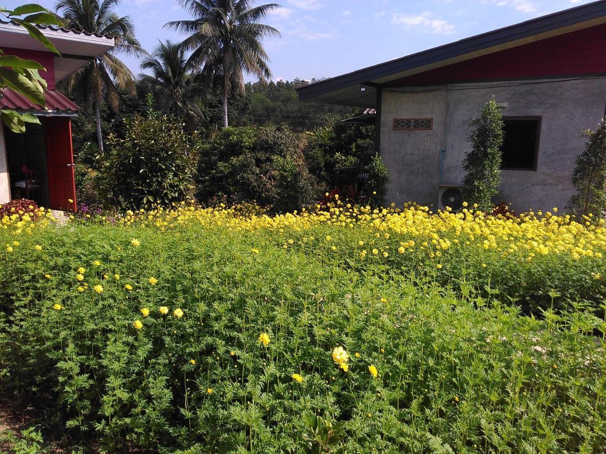 Ban Suan Sukjai Mae Sariang Hotel ภายนอก รูปภาพ