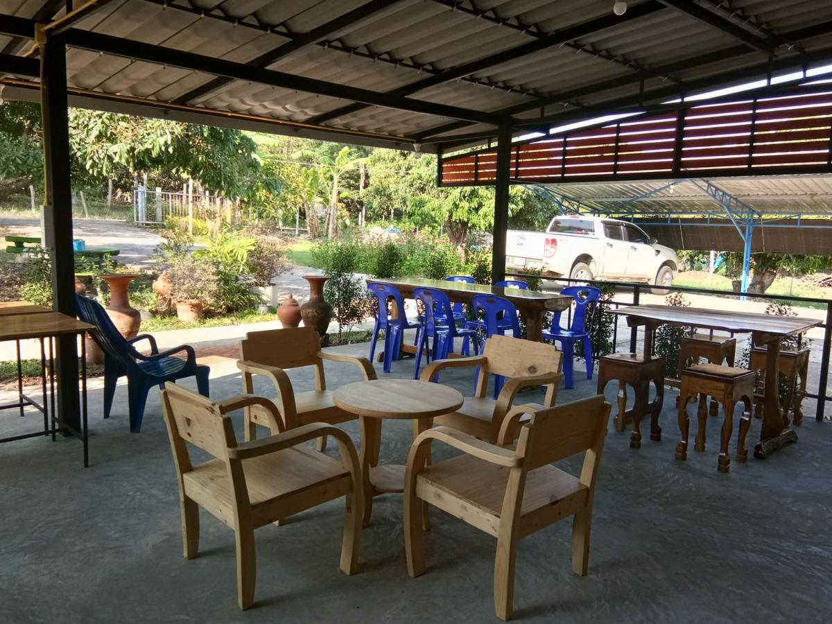 Ban Suan Sukjai Mae Sariang Hotel ภายนอก รูปภาพ